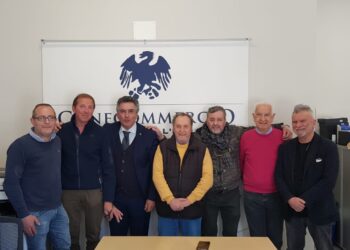 L’arte per la solidarietà: a L’Aquila Confcommercio e associazione “Saturnino Gatti” insieme per l’Ucraina