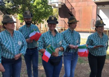 Festa della Repubblica: Alpini nella scuola del Torrione per cantare Inno di Mameli