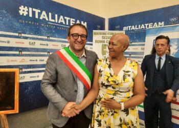 Mandela Day: il sindaco dell’Aquila premiato per impegno nel sociale, nell’arte e nella cultura, alla presenza di Maki Mandela
