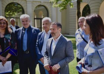 Inaugurato all’Emiciclo il monumento “Rebirth-Rinascita”