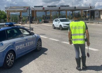 In Abruzzo e Molise intensificati controlli Polizia di Stato contro guida in stato alterazione 