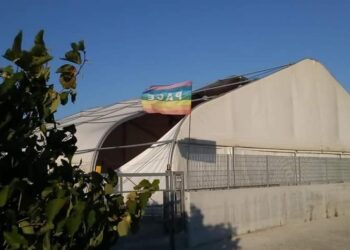 Tensostruttura danneggiata, Circolo Pd chiede riparazione urgente scuola media di Paganica