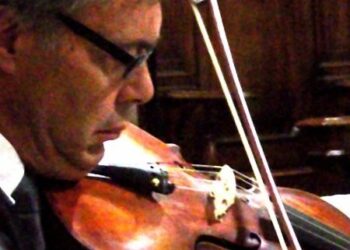 Zoom dentro la notizia del 14.10.2022: Fabrizio Casu e il suo “Silenzio, la musica vi parla”