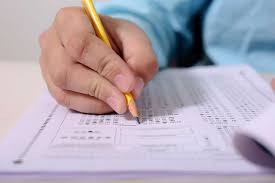 Commissione maturità sbaglia il calcolo dei voti, Tar “restituisce” 100/100 a studentessa sulmonese
