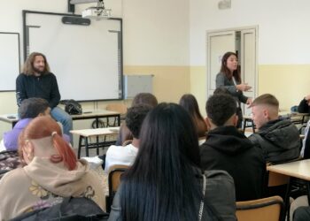 Educativa di strada: Garante Falivene incontra studenti del Mecenate