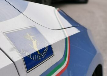 Controlli della Polizia di Stato per il contrasto alla guida in stato di alterazione per l’assunzione di alcol e droga