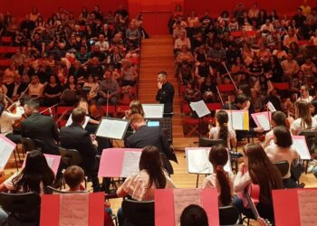 Con “La Cenerentola” di Rossini eseguita dall’Orchestra e Coro dell’Istituto Comenio di Scoppito si è concluso il progetto scuole della Barattelli