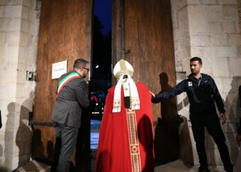 Chiusa la Porta Santa, cala il sipario sulla 729esima Perdonanza Celestiniana: il saluto del Sindaco Biondi