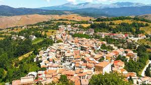 Alto Aterno: a Cesaproba di Montereale la festa continua tra divertimento, spettacoli e solidarietà