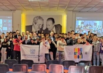 Confindustria L’Aquila Abruzzo interno entra nelle scuole: successo del Pmi Day per sviluppare la cultura d’impresa