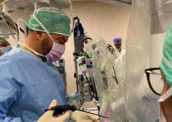 All’Ospedale dell’Aquila, primo intervento chirurgia robotica per patologia testa – collo