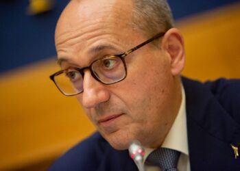 MES: Alberto Bagnai (LEGA), “Europa chiede a cittadini italiani salvare banche del nord”