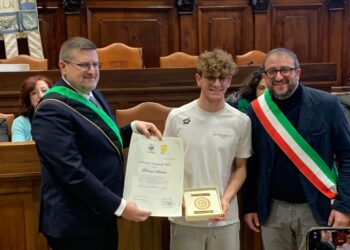 Comune dell’Aquila premia il nuotatore Lorenzo Salvati
