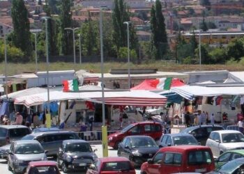 L’Aquila: mercato di piazza d’Armi autorizzato domenica 31 dicembre, c’è l’ordinanza sindacale