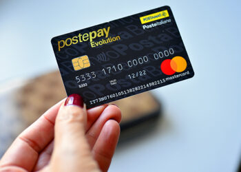 Poste Italiane: in Abruzzo attive 285mila carte Postepay Evolution
