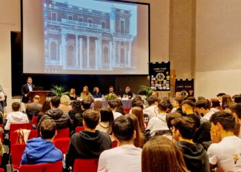 Alunni del Curie al convegno su Caretta caretta organizzato dal Lions Club Giulianova