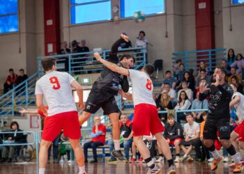 Pallamano maschile Serie A Silver: Teramo esce a testa alta da Chiaravalle