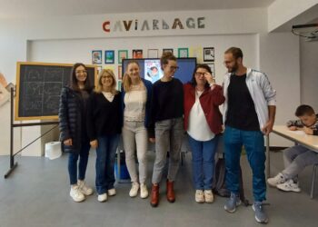 Alunni Scuola Dante celebrano giornata delle donne nella matematica con esperienza legami tra logica e creatività