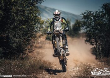 Rally Albania, a metà gara buoni i piazzamenti degli abruzzesi