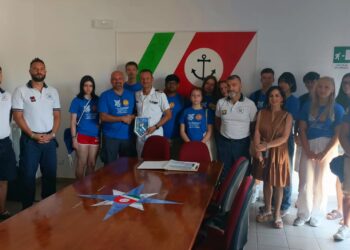 Giovani progetto internazionale “Youth Camp & Exchange” accolti da Guardia Costiera a Giulianova