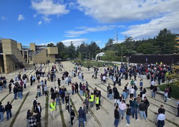 Incendio al polo universitario di Roio: 700 le persone coinvolte, ma è una prova di evacuazione