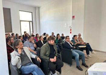 Abruzzo Progetti: “punti digitali facili”, cittadini interessarti a supporto per utilizzare Cup, ritiro referti medici e cambio medico di base