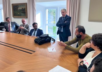 Lavoratori protestano per assunzione idonei graduatoria O.S.S. ASL 01 Avezzano – Sulmona – L’Aquila