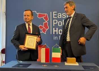 Sviluppo economico: firmata a Bruxelles l’intesa tra le Regioni Abruzzo e Precarpazia