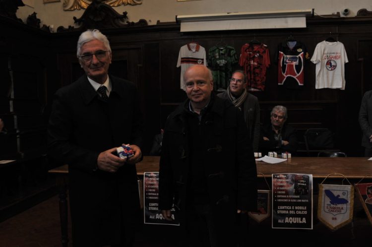 Presentazione al Palazzetto dei Nobili il volume “L’Aquila Rossoblù”