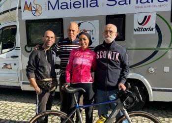 Dalla Maiella al Sahara: viaggio solidale in bici di Latifa Benharara
