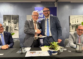 L’Aquila Missione Australia: aggi abbraccio con Fondazionepromotrice Maratona Solidarietà. Illustarto progetto Torre Civica