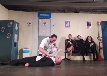 Teatro: “Nemici come prima” della compagnia ‘Il cassetto nel sogno’, al teatro dell’Hotel Principe di Pomezia
