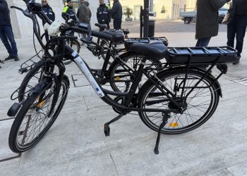 Pescara lancia progetto “Ecomobility Point”: parte noleggio gratuito dieci bici elettriche