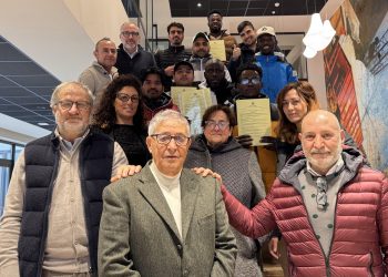 Consegna dei diplomi di “Italiano A2” alla Scuola Edile della provincia dell’Aquila: un nuovo inizio per 16 ragazzi immigrati