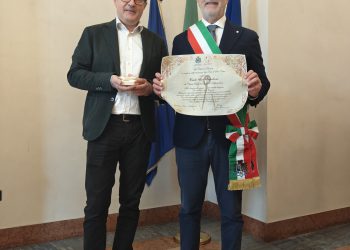 Masci consegna il Delfino d’Oro al cardiochirurgo pediatrico Carlo Pace Napoleone 