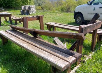Vandali in azione nella riserva di Luppa a Sante Marie: devastata area picnic