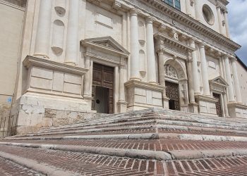 Visita del Cardinale Ernest Simoni alla Basilica San Bernardino da Siena a L’Aquila