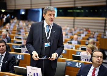 Auto, Marsilio: “L’Europa rivede scelte sbagliate su automotive, serve ora vero sostegno a territori colpiti”
