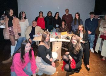 Un salto nel buio: Ultima rappresentazione per la compagnia Millepiedi