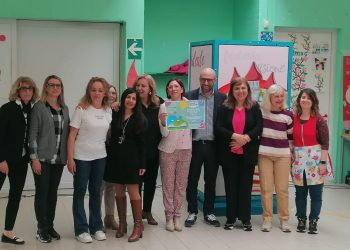 La “Mastropietro” si aggiudica premio “Scuole viaggianti” e ospita spettacolo su sostenibilità