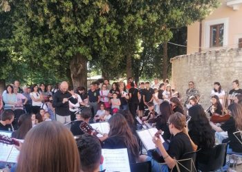 Inaugurata 3 giugno mostra “Diversi Uniti Tutti” degli alunni scuole di Paganica
