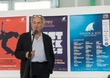 Mimmo Locasciulli protagonista del primo concerto di Estatica 2025