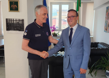 Potenziamento attività prevenzione incendi boschivi: Prefetto dell’Aquila riceve Direttore Agenzia Regionale di Protezione Civile 