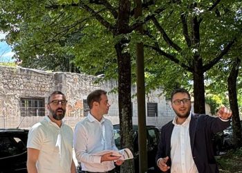 Nuovo parcheggio ex Caserma Rossi: Taranta e De Santis, “Basta allarmismi inutili, il parco avrà più verde di prima”