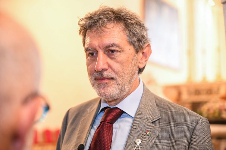 Abruzzo ad Assisi, Regione e Chiesa insieme per offrire l’olio sulla tomba di San Francesco