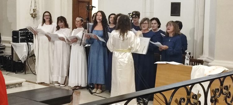 Grande successo al Monastero San Basilio recital “Forza Venite Gente”, nell’ambito della 19ª edizione “Cordata X l’Africa”
