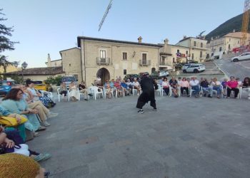 Progetto ARCA: Si conclude Laboratorio teatrale a Tione degli Abruzzi di Argentina Wolf. Domenica ad Acciano e Villa Sant’Angelo  