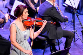 Karima “Canta Autori” con Cartoons dai Flinstones a Lupin III al Festival Internazionale di Tagliacozzo