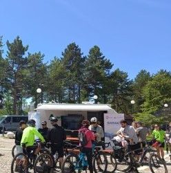 Gran Sasso Bike Day, ARPA Abruzzo porta in quota laboratorio mobile per educare alla sostenibilità
