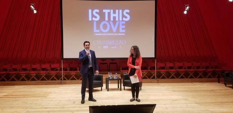 Is this Love. L’amore raccontato dai giovani